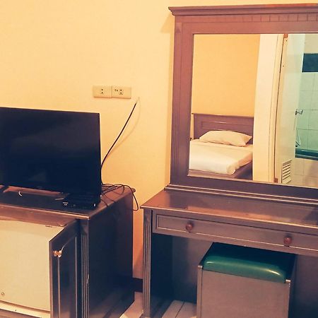 Hotel Wijaya Purwokerto Kültér fotó